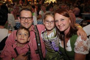 10. Neuhauser Wiesn 158